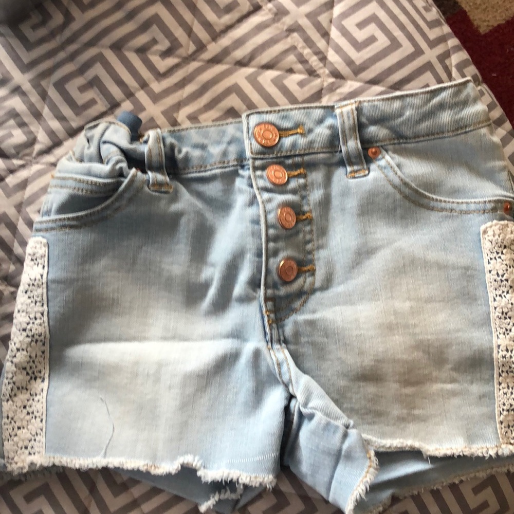 Cat & jack shorts - Picture 2 of 5